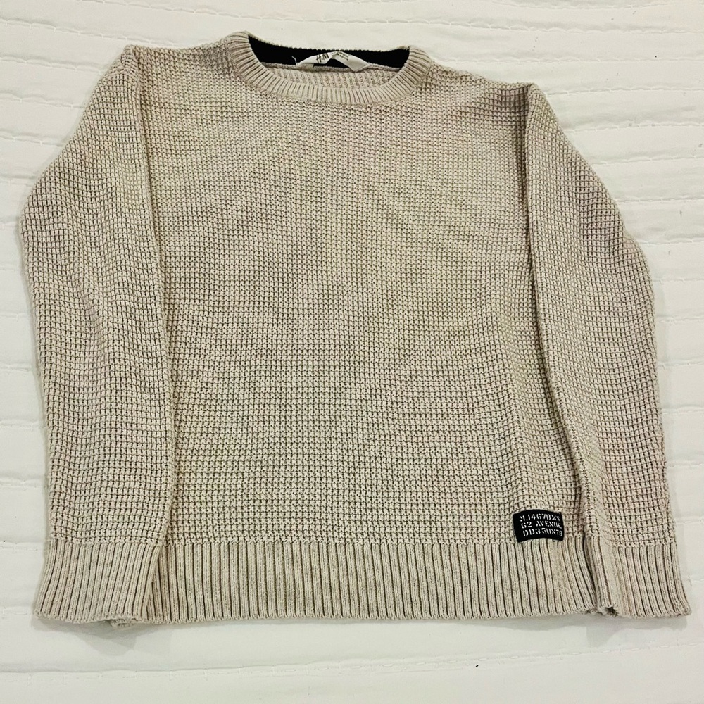 H&M oatmeal sweater. Youth size 12-14.